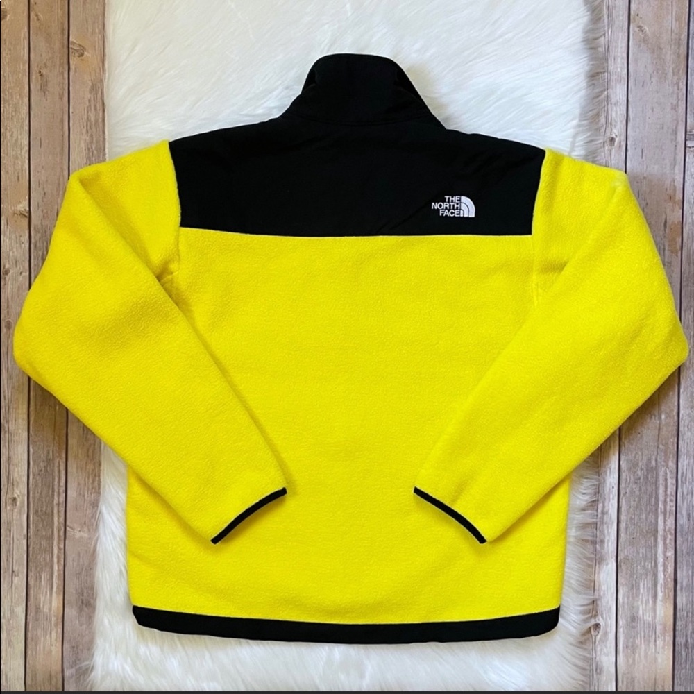 The North Face Men’s ‘95 Retro Denali Jacket - Picture 4 of 8